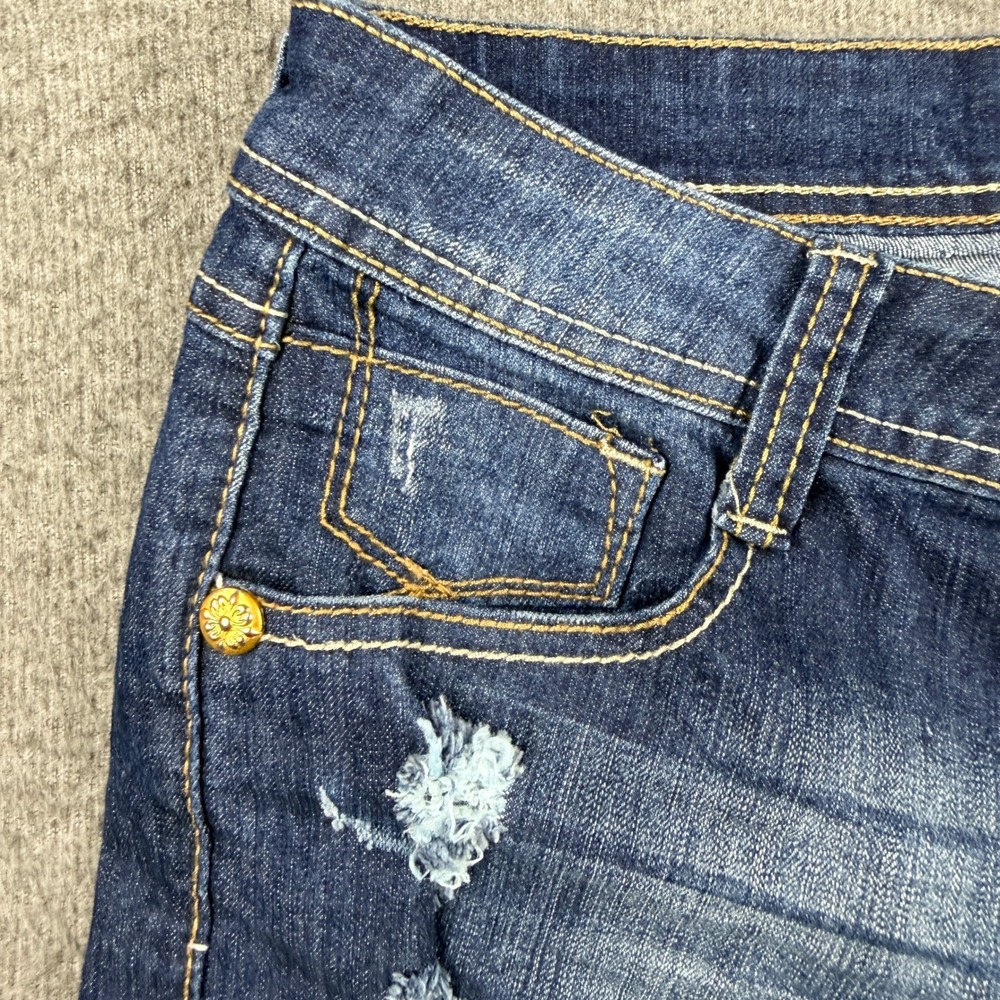 Southpole Distressed Studded Denim Shorts Women's Size 9 Blue Cut Off Y2K - Picture 8 of 14
